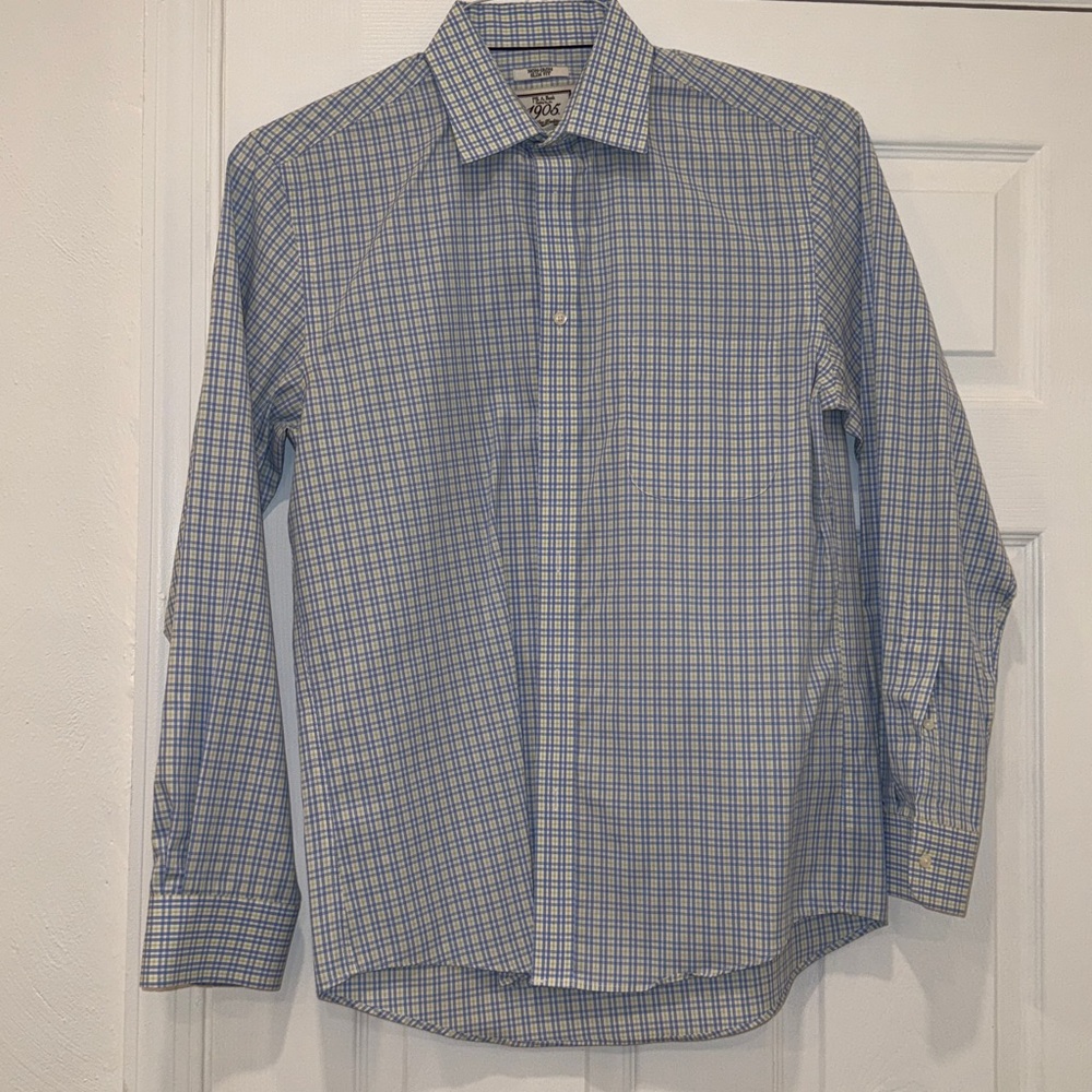 Jos A. Bank Non-Iron Slim Fit Men’s Plaid Long Sleeve Button-Down Shirt